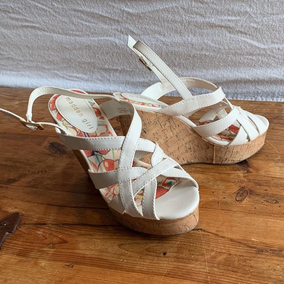Madden Girl white strappy wedges - Picture 5 of 5